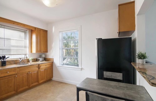Southside Condo | Walton Place 3