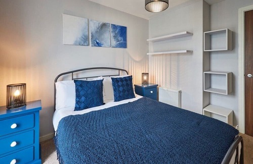 East End Apartment | Host & Stay | London Avenue