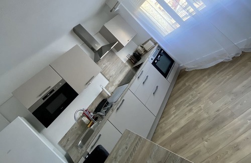 Canet-en-Roussillon Apartment | 🌇 Magnificent T2 refurbished 100 m from the beach ☀️🌊