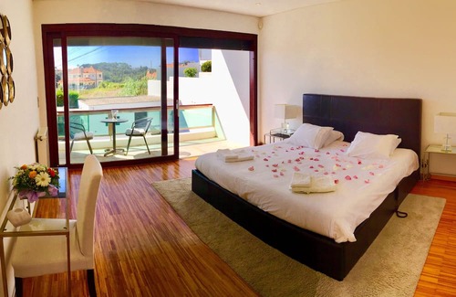 Mafra Villa | 'LOVE ALL’ VILLA! SEA VIEW! SPA! CHEF!