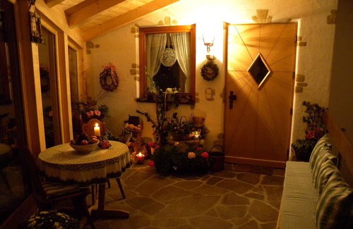 Gerlos House | Apartment garden view for 3-4 people