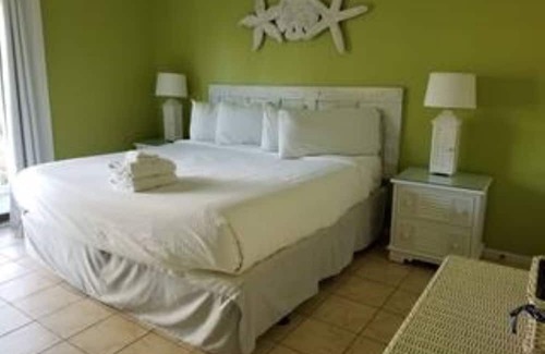 Treasure Beach Village House | Private Pool, 3 bed/2.5 bath, SGI Plantation, Pet Friendly