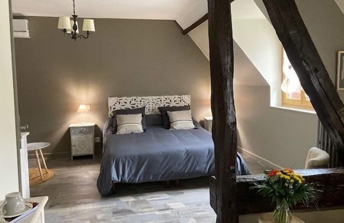 Poce-sur-Cisse Apartment | Nutrisco room in Triboulet's house, Nutrisco