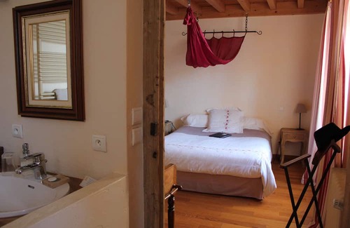Saint-Maurice-de-Lignon House | Bed and breakfast Les Fermes du Château