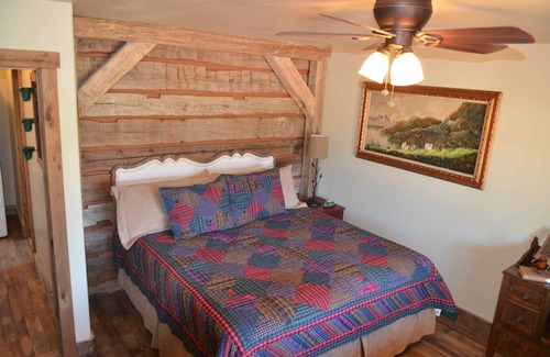 Payson Cabin | Beautiful Cabin to enjoy & family fun wifi near Payson!