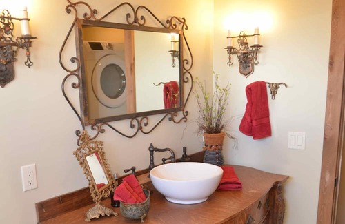 Payson Cabin | Beautiful Cabin to enjoy & family fun wifi near Payson!