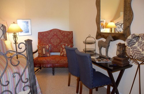 Rio Verde Foothills House | Spanish Styled Rural North Scottsdale Guesthouse