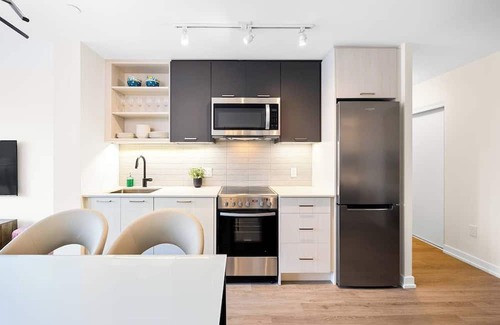 Harwood Apartment | Stock Yards