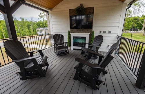 Dover House | Salt Shack