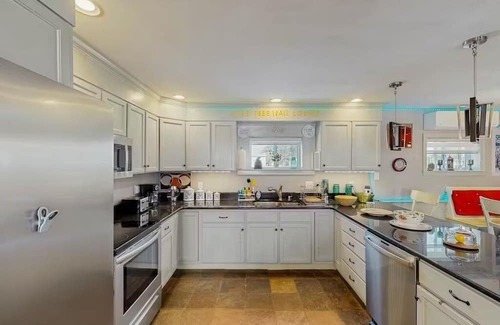 Pittsfield Bed & Breakfast | Pine Tree Trail Lodge