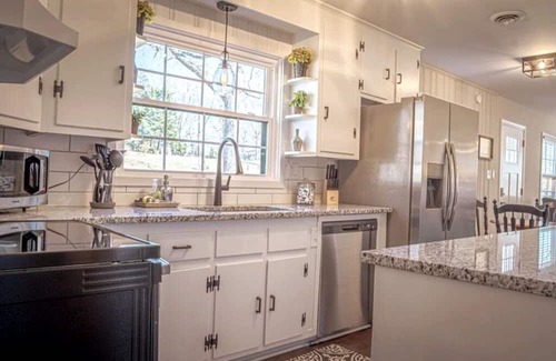 Afton House | Time to Wine Down - Family Home