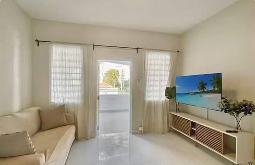 Parque Hotel | Breathtaking 3-Br Beachside Apt