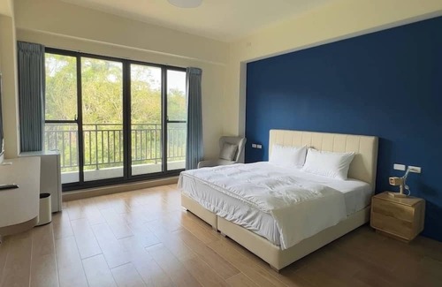 Xiaoliuqiu Bed & Breakfast | Polar bear bnb