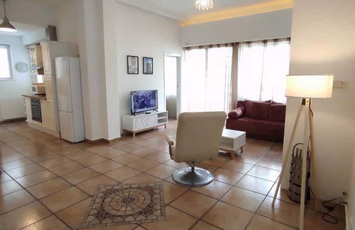 Filothei-Psychiko Apartment | 15 mins from Athens Acropolis. GALA House in Psychiko the safest area in Athens
