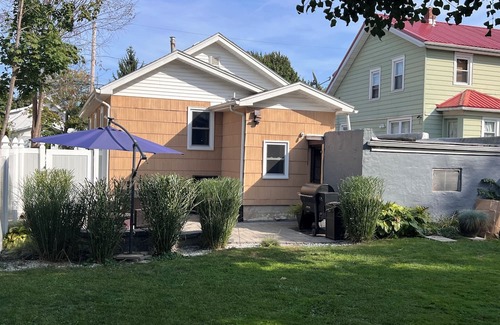 Lyncourt House | Whole house in Lyncourt- close to Syracuse University, Downtown, & OnCenter