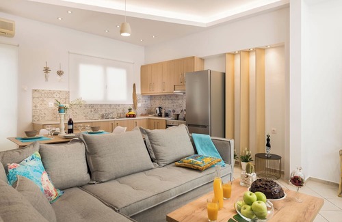 Nea Chora Villa | Luxury villa with pool 50m from the beach