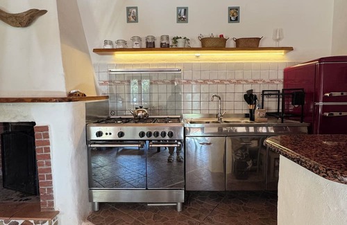 Solanas Villa | Solanas, 5 minutes from the sea Casa Cacteae, your oasis of peace in the green