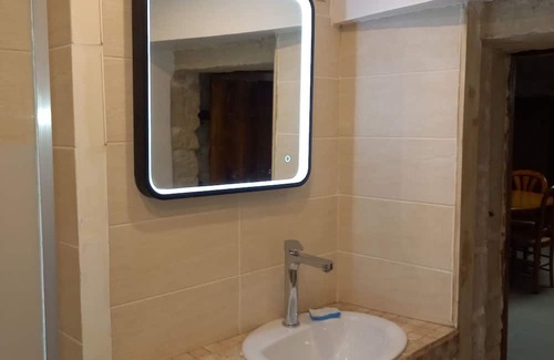 Civray-de-Touraine Bed & Breakfast | Gite Civray de Touraine Troglo de Denise