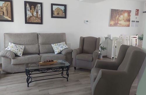 Old Town Baeza Cottage | El AOVE family house in the monumental district, two minutes from the Cathedral.