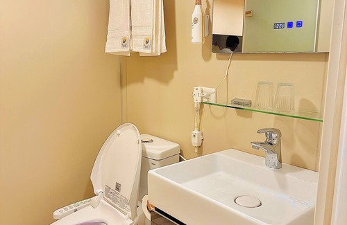 Ximending House | Cat Tail Pocket Inn ximen