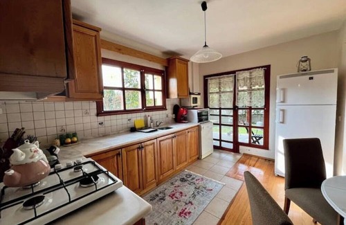 Sapanca Villa | Yonca Villa & Nil Konaklama(Sıcak Havuzlu)nn