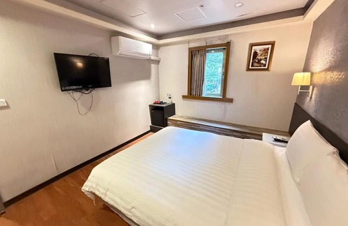 Zhongshan House | Homeyhouse 2 Inn