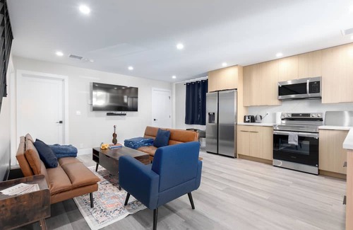 Grantville House | Centrally Located San Diego Home
