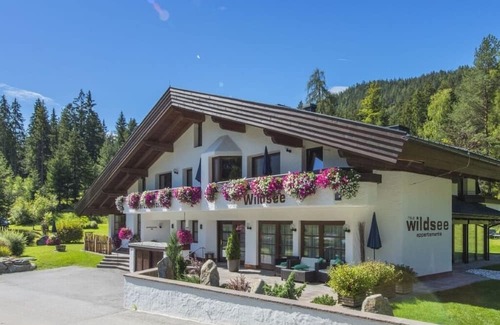 Reith bei Seefeld Apartment | Vacation apartment directly on the lake, 2-room apartment SEEBLICK in Haus Wildsee