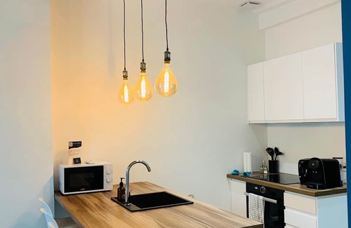 Aix-en-Provence Historic Centre Apartment | Right in the center of Aix, comfortable, 2 bedrooms, 2 bathrooms, air conditioning
