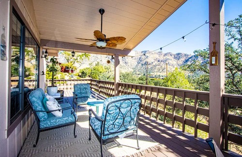 Kernville Cabin | Golden Deer Cabin: 3-Story Cozy Lodge, Game Room, Fire Pit, Mountain View, River