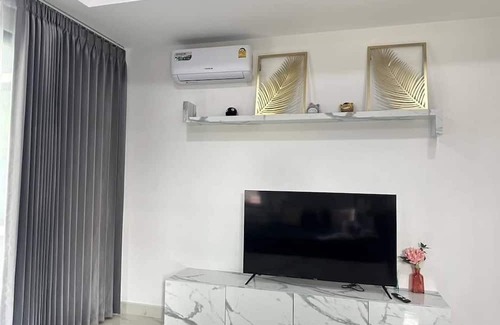 South Pattaya Villa | Charming 3-bedroom villa with WiFi and AC in Muang Pattaya