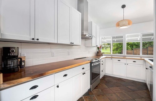 Keauhou House | Manukai Hale: Luxe Golf View, Pool, Boho Charm, & Prime Location Near Heeia Bay