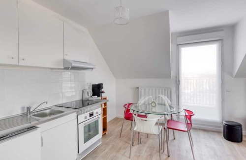 Bobigny Apartment | Spacieux F4 à Bobigny – Confort Moderne et Proximité des Transports en Communn