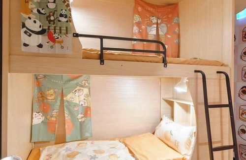 Old Town Bed & Breakfast | stars walk slowly