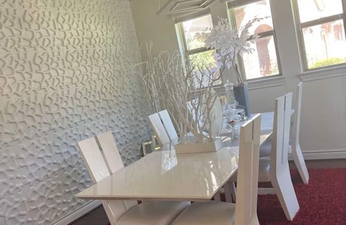 Klein House | New Luxury Home 5BR&4BA Close to Woodlands.