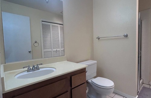 Arden-Arcade Apartment | Charming 2-bedroom apartment with WiFi, AC in enchanting Sacramento