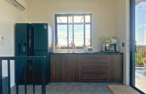 Ngu Hanh Son Villa | Luxurious 4-bedroom villa with gym, private pool, rooftop, backyard & much more!