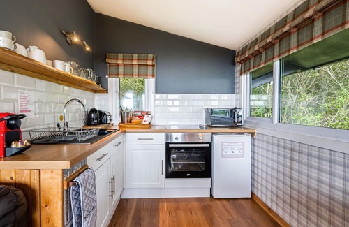 Bunloit House | Wonderful private villa for 4 people with WIFI, TV, patio, pets allowed and parking