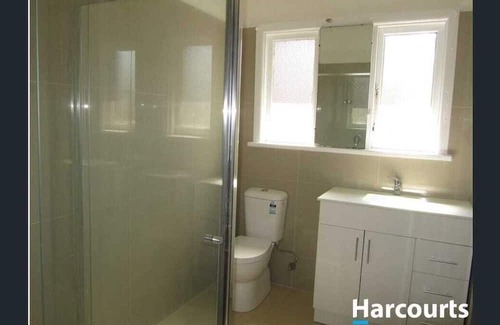 Springvale House | Springvale Couple Room for Rent