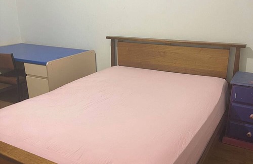 Springvale House | Springvale Couple Room for Rent