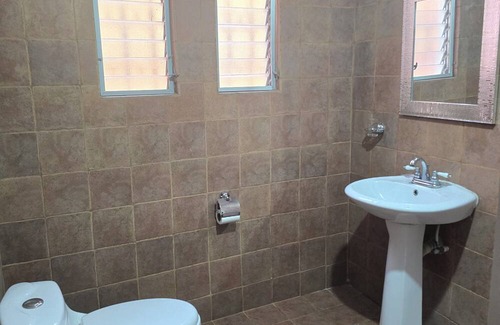 Zona 13 House | Marvelous bedroom at 3 minutes from the Guatemala City Airport