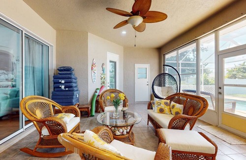 Port Charlotte House | Dog friendly house with private pool, lanai, and internet