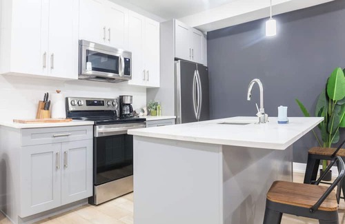 North Philadelphia East Apartment | Philly 2156 N New 3bd/ba