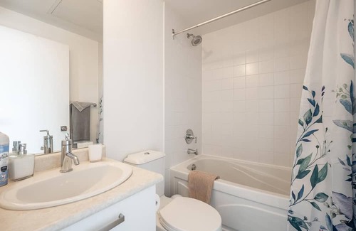 Bay Cloverhill Condo | GLOBALSTAY. 1BR High Floor View Downtown Toronto