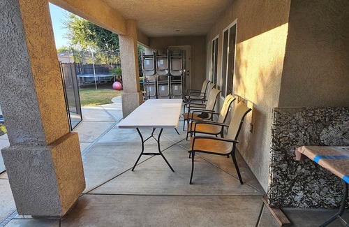 Clovis House | Spacious 4-bedroom house in delightful Clovis with WiFi, AC, Pool, Patio