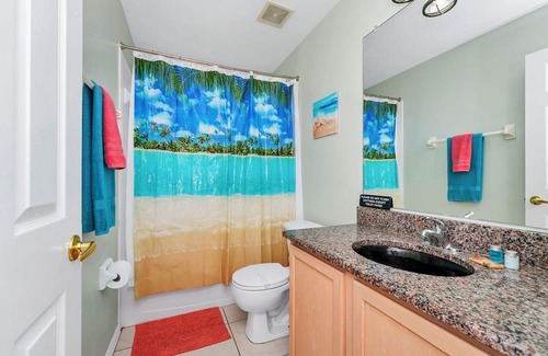 Thousand Oaks House | Sunny villa with sunset views under new management