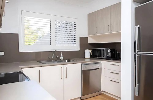 Pottsville Apartment | PottsVillas ~ Beautiful 2BDR unit in Pottsville
