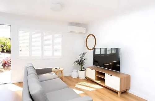 Pottsville Apartment | PottsVillas ~ Beautiful 2BDR unit in Pottsville