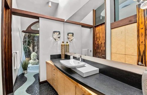 La Jolla Farms House | Celebrity La Jolla Estate:Tennis Bball+Gameroom