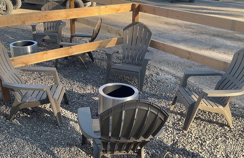 Panguitch RV Rental | Glamping bunkhouse located minutes from Bryce Canyon National Park